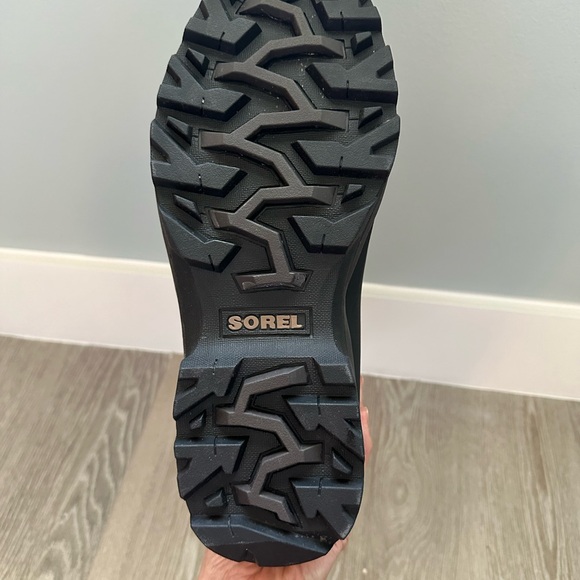 COPY - SOREL - Men's Waterproof Insulated Winter Boot Size 11 - NEW - Picture 7 of 9